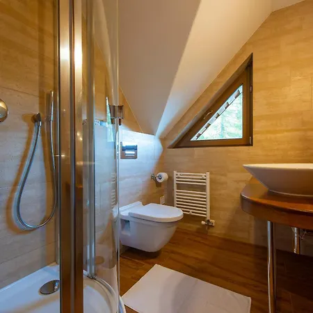 Platanus By Pieris Pribylina