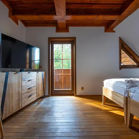 Platanus By Pieris Guest house